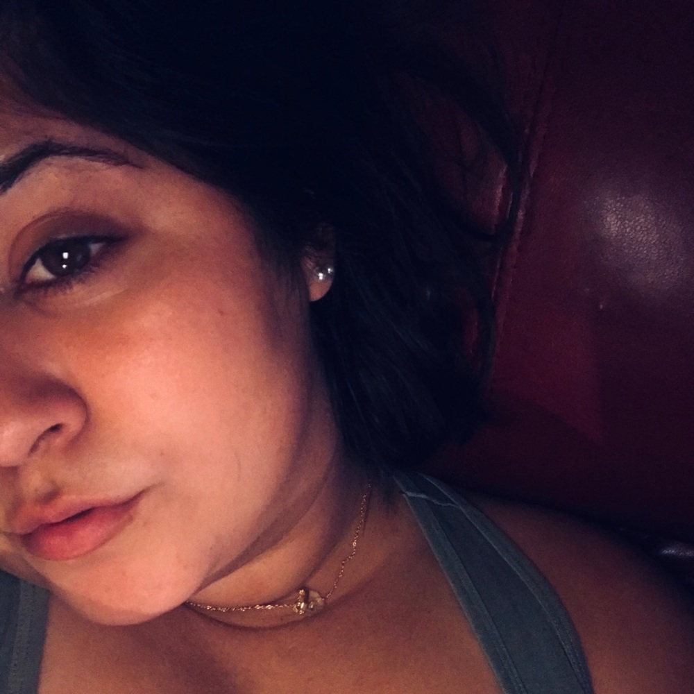 Meet your Posher, Leah-diane